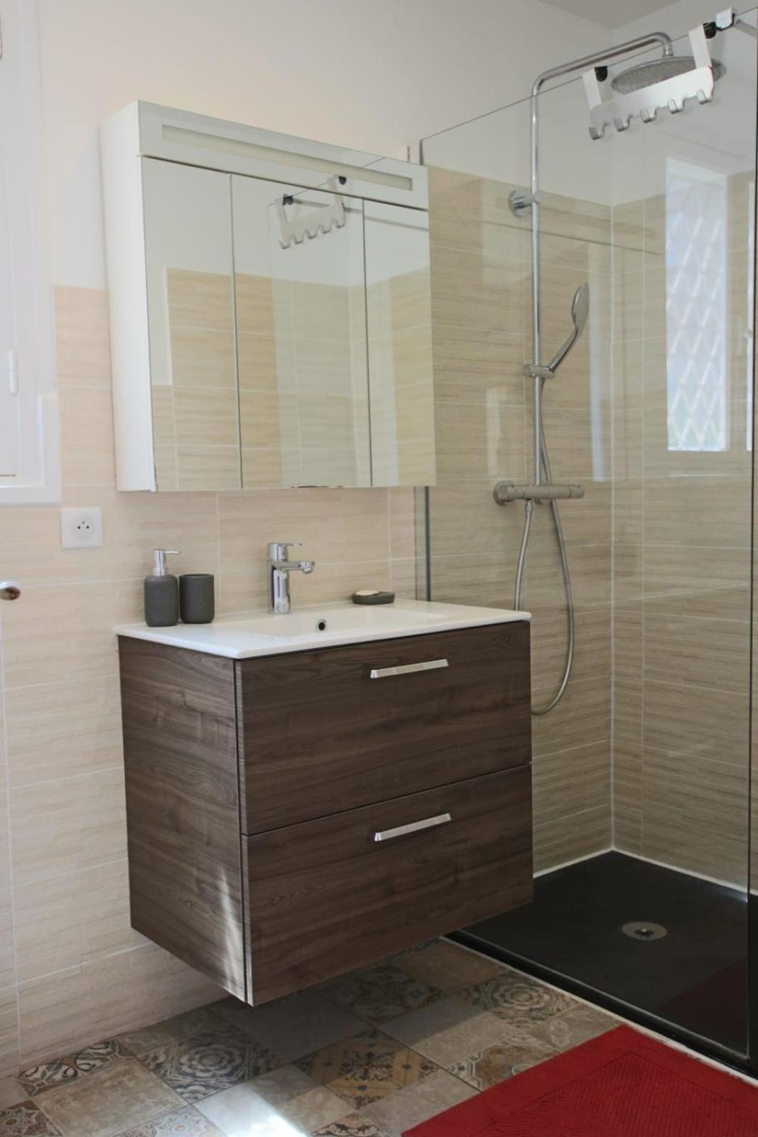Appartement Air-conditioned Of 90 M2 Only 200 Meters Away From The Croisette *