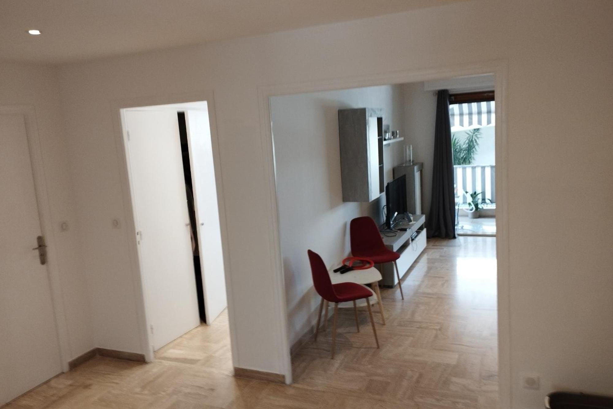 Air-conditioned Of 90 M2 Only 200 Meters Away From The Croisette Appartement
